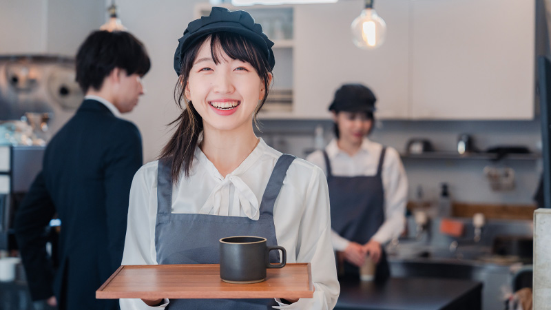 配膳ロボットはなぜ猫なのか？顔とサービスの関係について