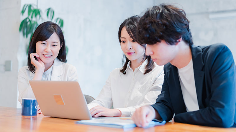 ホームページ制作で一番時間がかかるのは「原稿」ではありません！企業サイト制作で止まりやすい理由